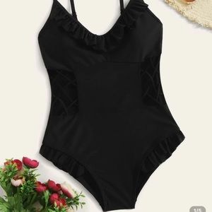 Brand new never worn black ruffle bathing suit XL